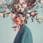 LumiPoster — امرأة بتاج من الأزهار
