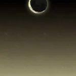 LumiPoster — هلال كوكب في سماء ذهبية